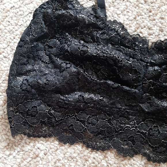 NWOT Black bralette - Picture 3 of 3